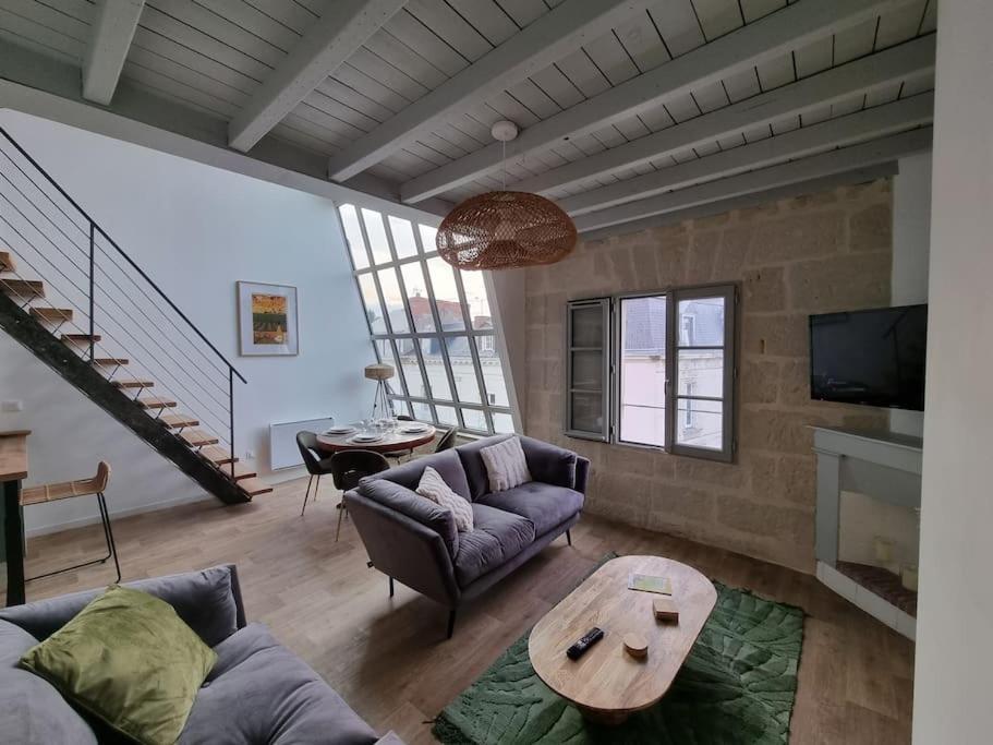 Superbe Duplex La Verriere Chic, Cosy Et Spacieux * Saumur